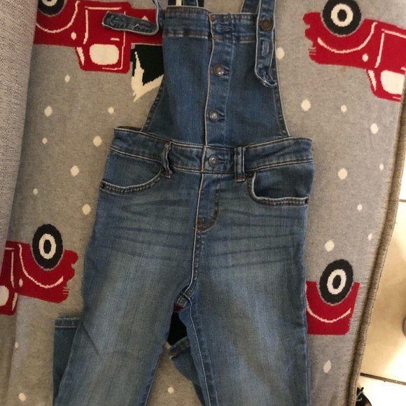 Girls Jean overalls - Picture 2 of 5